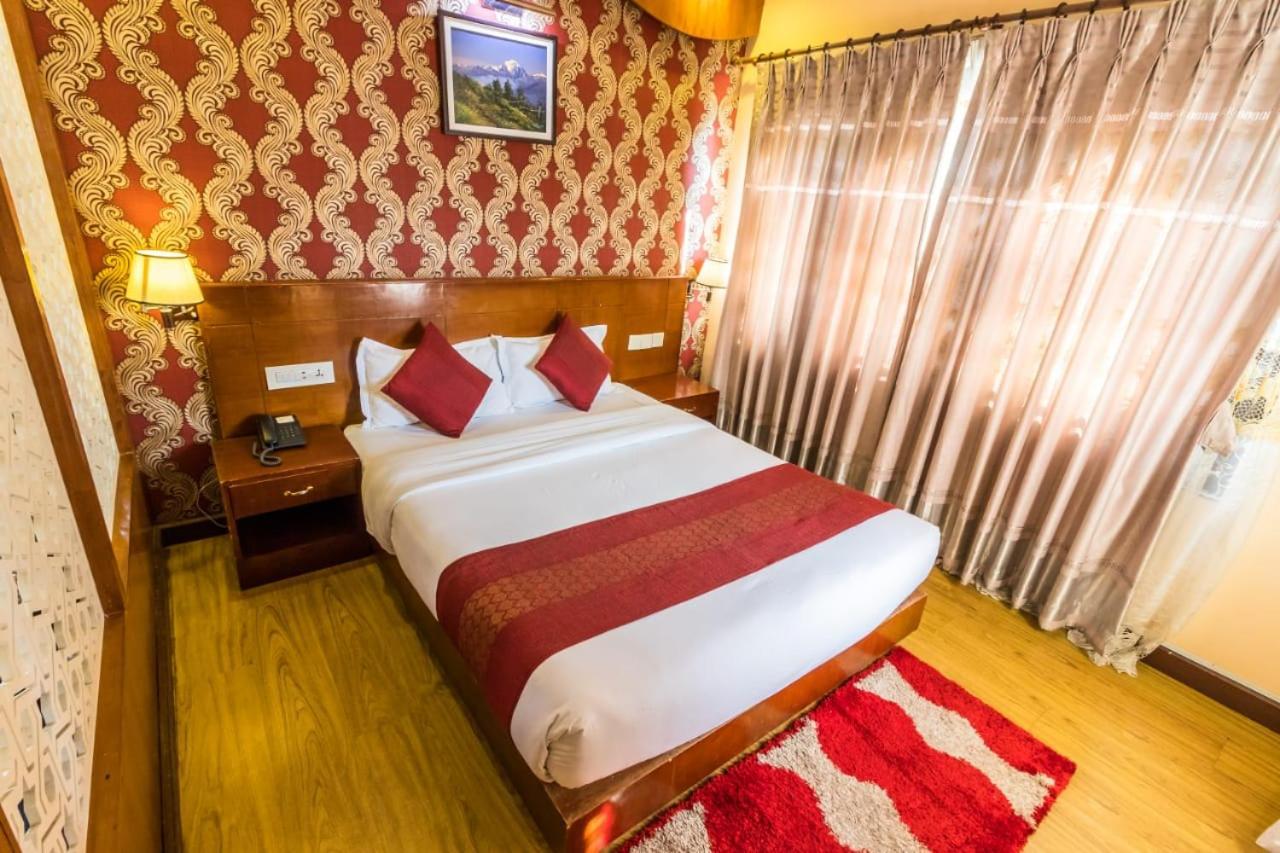 Hotel Pokhara Goodwill Екстер'єр фото