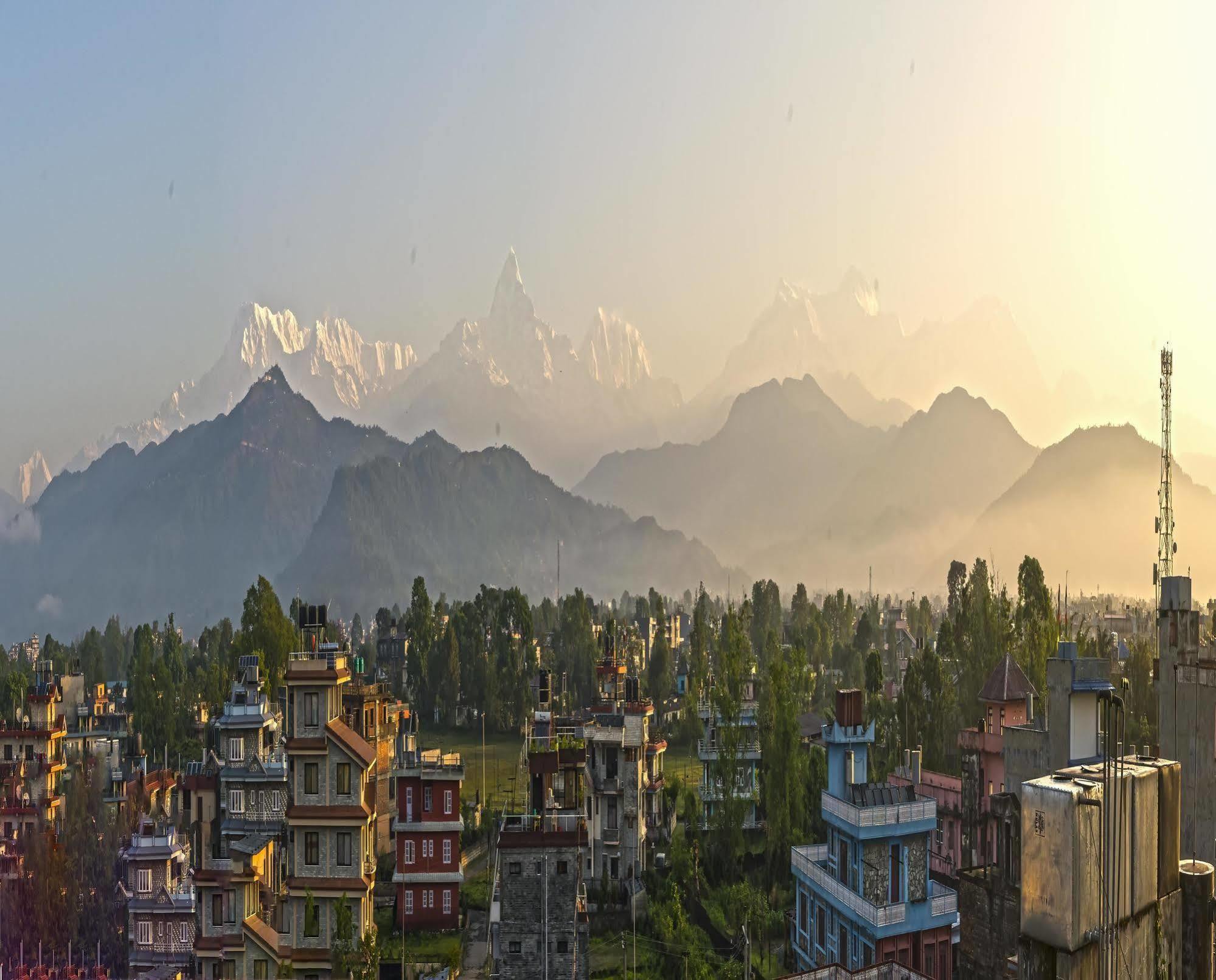 Hotel Pokhara Goodwill Екстер'єр фото