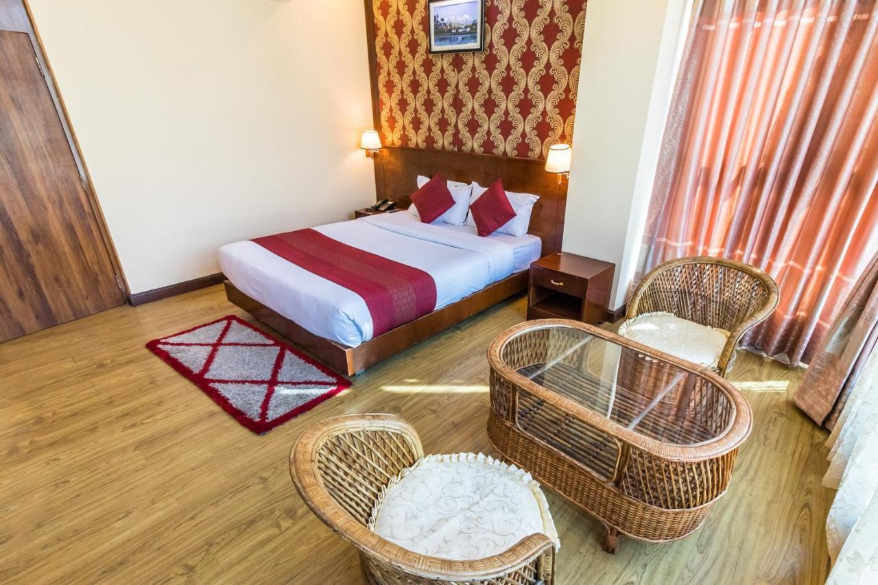 Hotel Pokhara Goodwill Екстер'єр фото